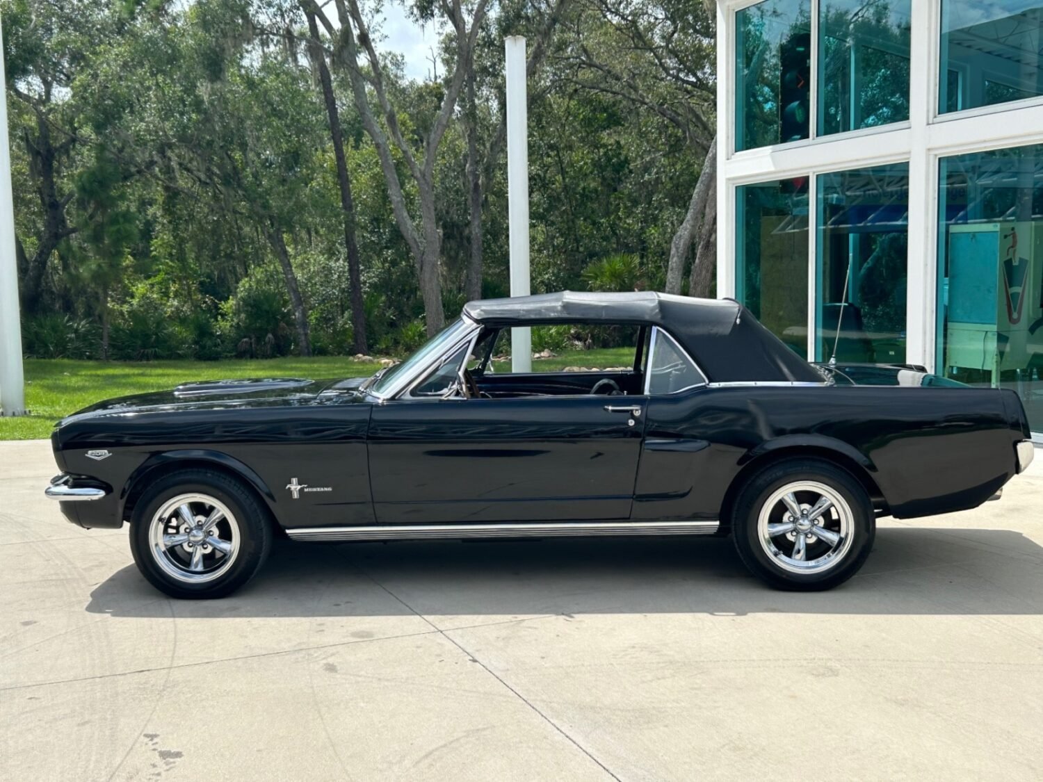 17-1748975672564-rrun7m