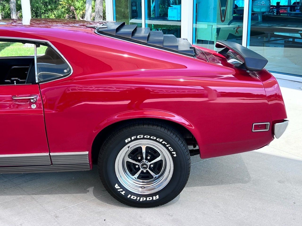 180d198c-b8d5-4af8-a986-8e25dd3061f0